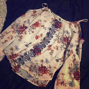 Floral shirt, long sleeve, cut out sleeve